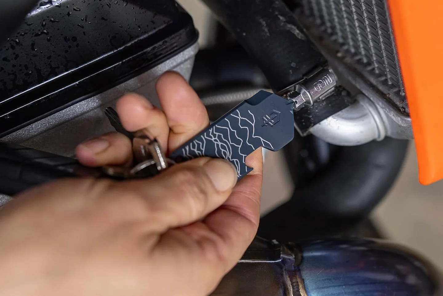 Gerber Gear Shard Keychain 3 in 1 Multitool 8